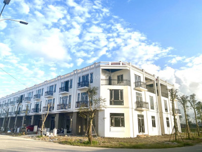 Căn góc khu C Royal Park Huế view khách sạn