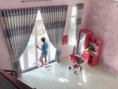 cho thuê nhà khu quy hoạch phạm văn đồng 4.9tr/ th