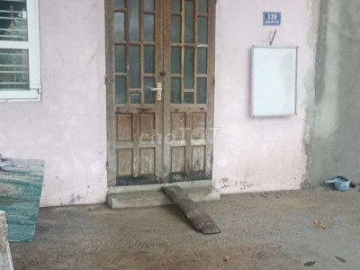 Mặt bằng cho thuê kinh doanh gần chợ