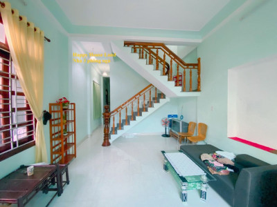 Nhà 2 tầng full nội thất gần Đại Học Y