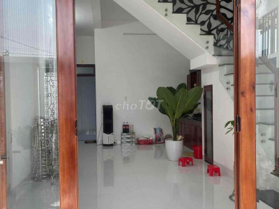 CHO THUÊ NHÀ ĐẸP 2 TẦNG KIỆT HÙNG VƯƠNG