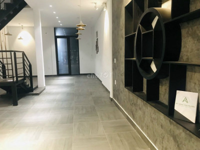 CHO THUÊ NHÀ MẶT TIỀN KINH DOANH NGUYỄN THÁI HỌC