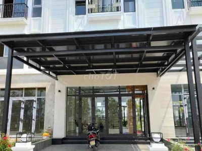 CHO THUÊ SHOPHOUSE 3 TẦNG KĐT ROYAL PARK ( ShopHou