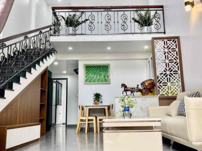 CHO THUÊ NHÀ NGUYÊN CĂN MỚI XÂY GÁC LỬNG GẦN CHỢ M