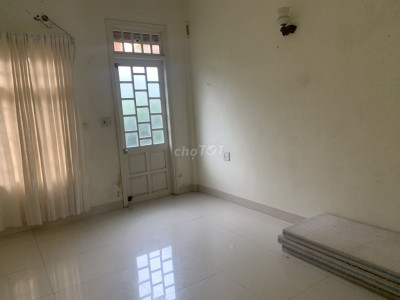 CHO THUÊ NHÀ 3 TẦNG NỘI THÀNH VIEW HỒ THOÁNG MÁT