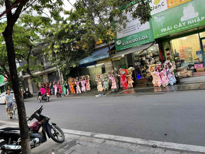 CHO THUÊ MĂT BẰNG MẶT TIỀN ĐINH TIÊN HOÀNG