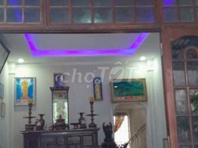 Nhà ở diện tích 100 vuông đường lý thái tổ