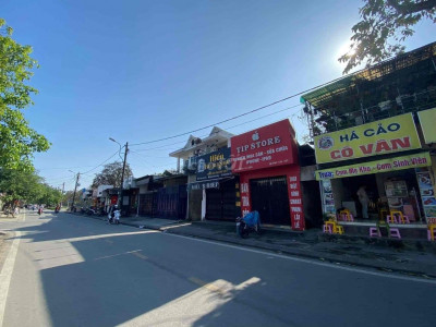 Cho thuê nhà đối diện trường Nguyễn Huệ - MẶT TIỀN