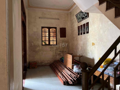 Cho thuê nhà gần trường Đại học Nông Lâm