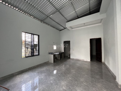 MẶT TIỀN KINH DOANH CÁCH MẠNG THÁNG 8 QL1A