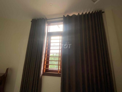 cho thuê nhà vườn giá rẻ . rộng 2000m2 có nhà nguyên căn