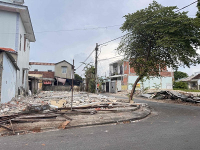 Đất trống, ~200m2, 2 mặt tiền