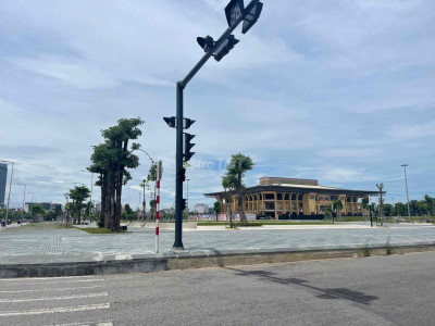 Cho thuê đất lô góc 02 mặt tiền Đường Lý Tự Trọng Thành