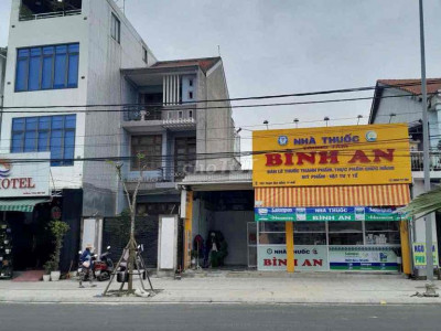 Mặt bằng kinh doanh 180m2 Phạm Văn Đồng, TP Huế