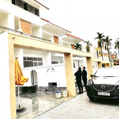 bán nhà 2 tầng có sân đổ ô tô An Dương Vương