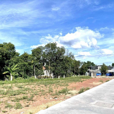 BÁN ĐẤT MẶT TIỀN KIỆT 82 QUẢNG TẾ - CÓ BÃI ĐỖ Ô TÔ