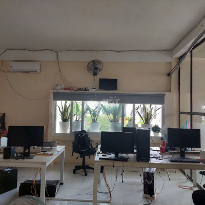 Cho thuê mặt bằng kinh doanh diện tích 150m2