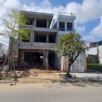 Nhà 3 tầng mặt tiền đường 26m Đông Nam Thủy An