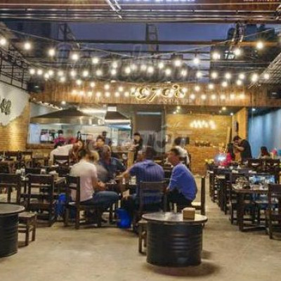 Sang nhà hàng đường 30m ô tô đậu thoải mái