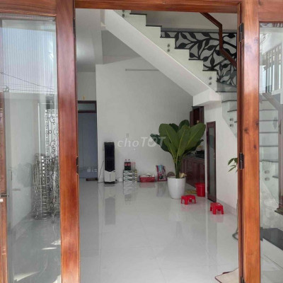 CHO THUÊ NHÀ ĐẸP 2 TẦNG KIỆT HÙNG VƯƠNG