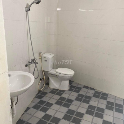 CHO THUÊ NHÀ NGUYÊN CĂN MẶT TIỀN PHÙNG QUÁN