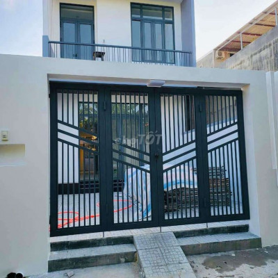 Cho thuê nhà 2 tầng kiệt ôtô lý nam đế