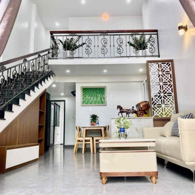 CHO THUÊ NHÀ NGUYÊN CĂN MỚI XÂY GÁC LỬNG GẦN CHỢ M