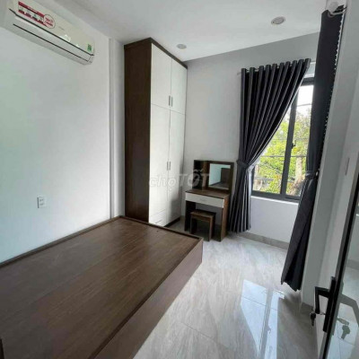 CHO THUÊ NHÀ 2 TẦNG CÓ NỘI THẤT MT NGUYỄN HỮU CẢNH