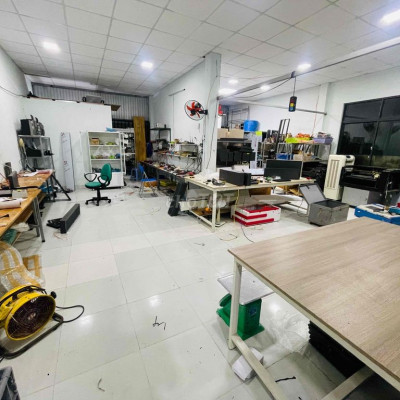 Cho thuê 100m2 làm văn phòng, kho xưởng