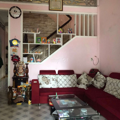 Cho thuê nhà 2 tầng, kiệt ô tô Nguyễn Trường Tộ