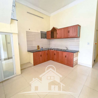 NHÀ ĐỔ MÊ 100M2 GẦN PHẠM VĂN ĐỒNG A.MINH