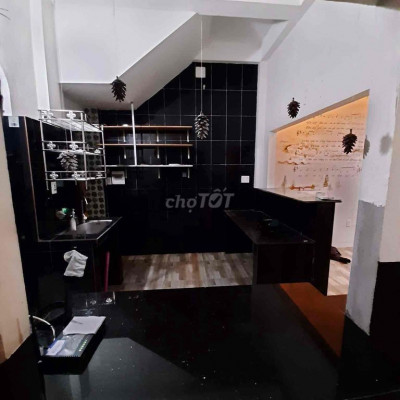 CHO THUÊ NHÀ KIỆT PHAN CHU TRINH TẦNG 1 GIÁ 3,9 TR