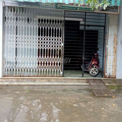 Lô C4 kqh Bầu Vá, 3phòng ngủ, phòng bếp và khách