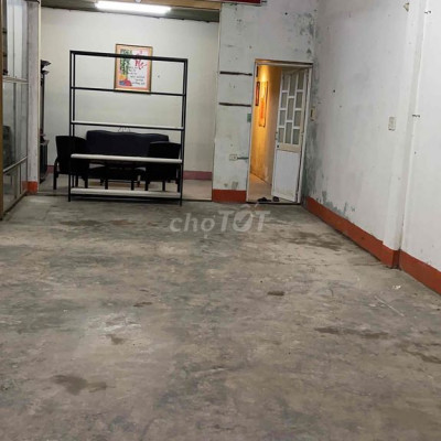 mặt bằng kinh doanh đường quốc lộ 1A. gần sân bay