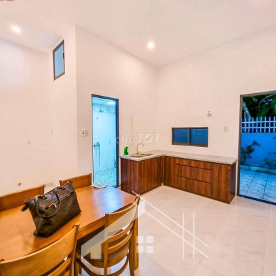 NHÀ 120M2 KIỆT OTO HẢI TRIỀU MỚI TINH A.MINH