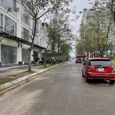 Cho thuê shophouse nguyên căn KDT Phú Mỹ An