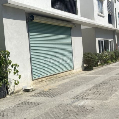 Cho thuê CC Xuân phú tiện kinh doanh