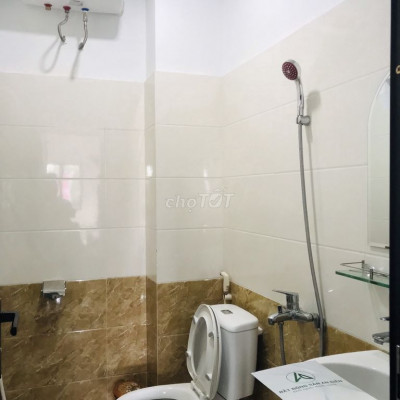 CHO THUÊ NHÀ MẶT TIỀN LĂM HOẰNG - 18Tr/tháng