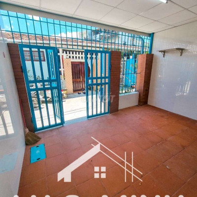 NHÀ MỚI XÂY KIỆT OTO ĐIỆN BIÊN PHỦ A.MINH