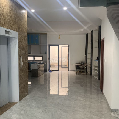 CHO THUÊ NHÀ 4 TẦNG MẶT TIỀN GẦN GA HUẾ