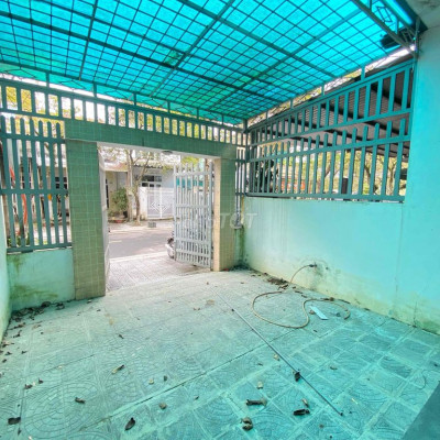 Cho thuê nhà 3 tầng mặt tiền Hồng Chương- An Đông