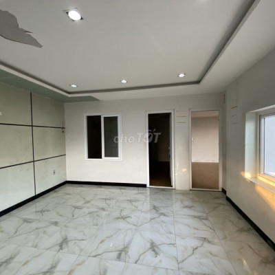 MẶT TIỀN NGUYỄN TRÃI RỘNG