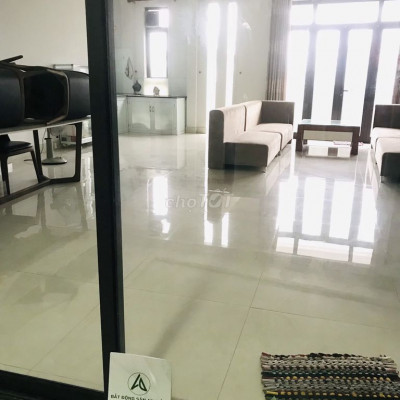 Nhà Mặt tiền Lê Duẩn cách cầu dã viên 500m 25tr/th