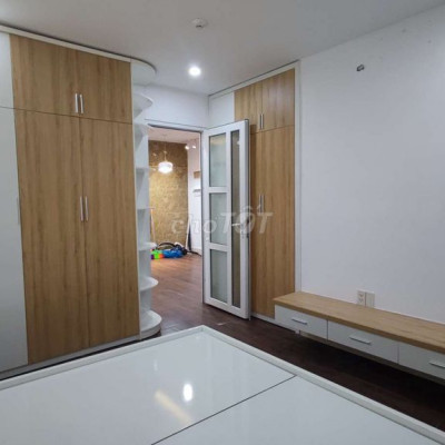 Cho thuê chung cư Xuân Phú