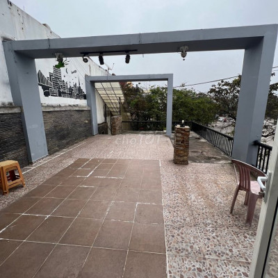 MB kinh doanh gần 200m2 Hồ trái tim 28tr