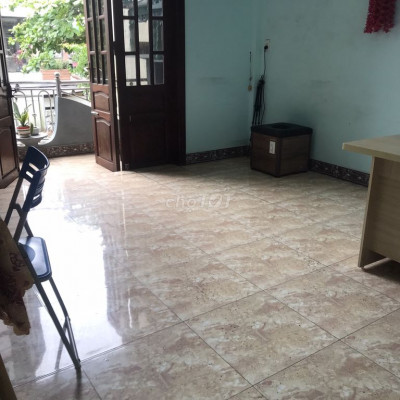 Nhà 2 tấng gần chợ Tây Lộc 7,5tr/th