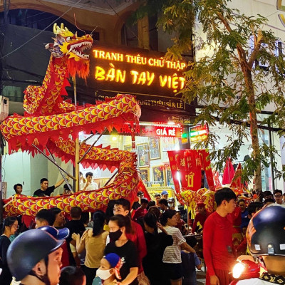 Cần cho thuê mặt bằng 36 Bến Nghé mặt tiền