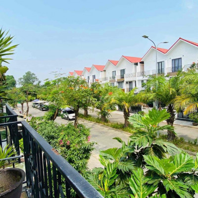 Cho thuê nhà 2 tầng Royal park giá 13tr/tháng