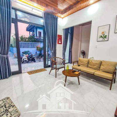 NHÀ SÂN VƯỜN KIM LONG 300M2 FULL NÔI THẤT A.MINH