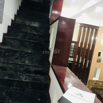 CHO THUÊ NHÀ NGUYÊN CĂN ĐẠI NỘI 2 TẦNG 3PN